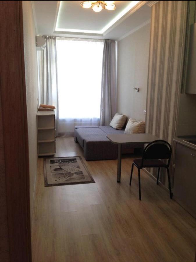 Uno Apart Hotel Kiev Buitenkant foto